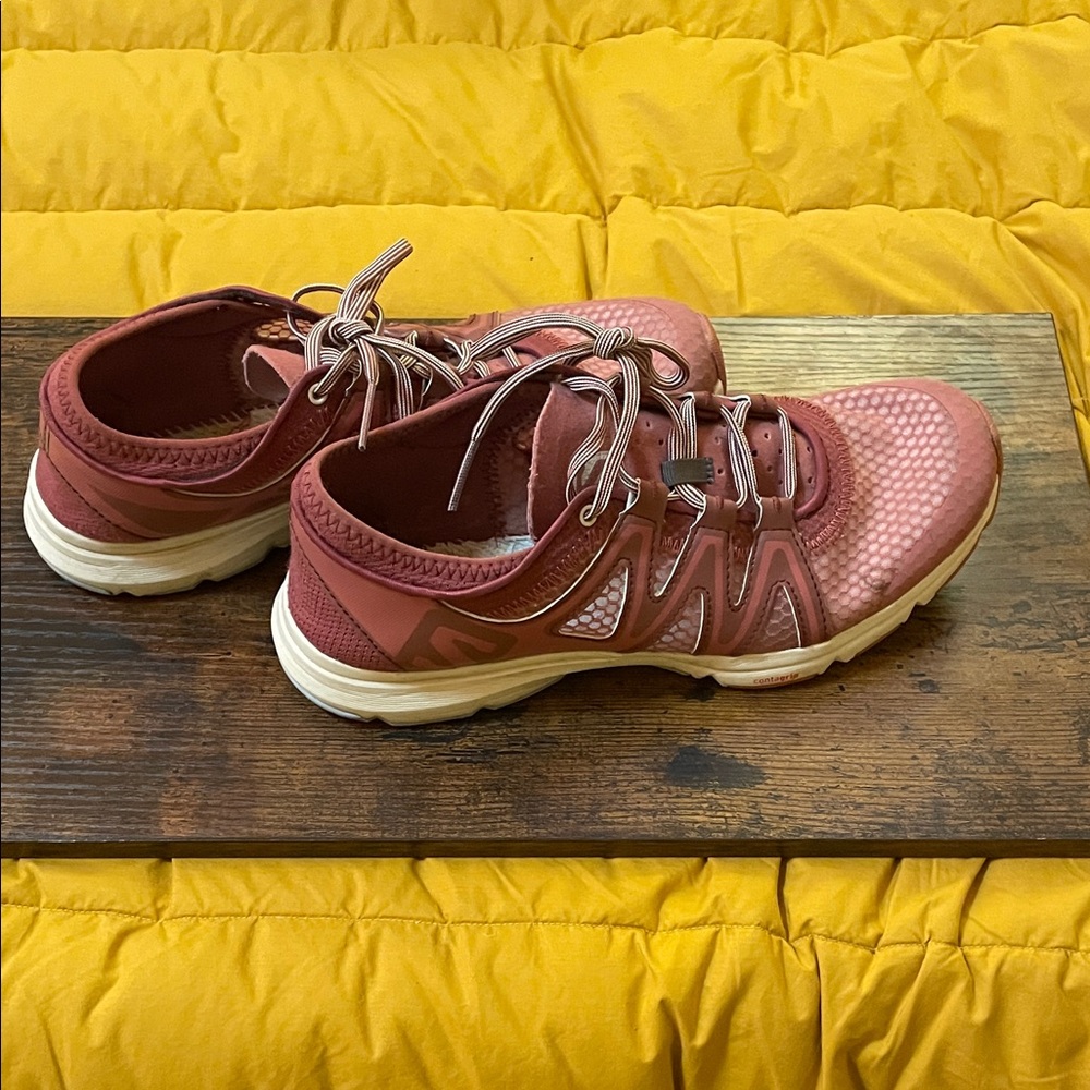 Salomon Contragrip Pink Women's Running Shoes Size 7